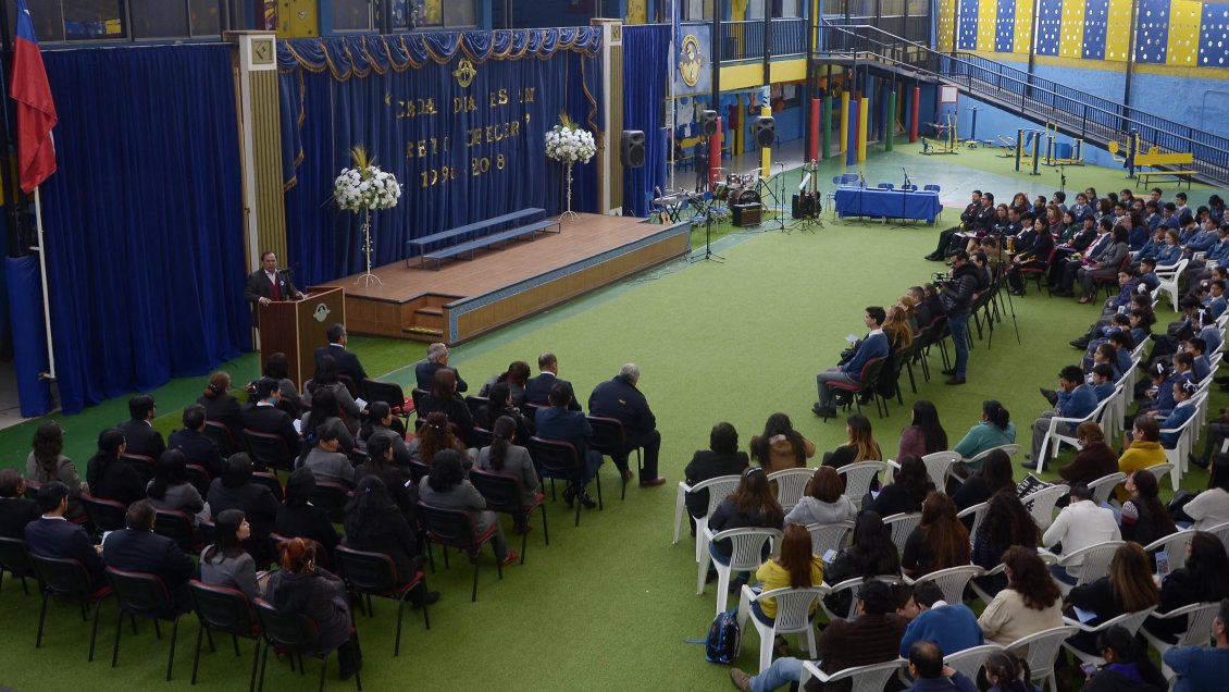 Celebran 20 años de Liceo Los Cóndores de Alto Hospicio