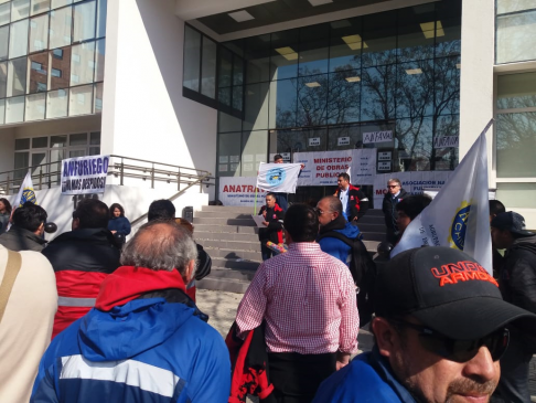 Maule: Funcionarios del MOP mantuvieron protestas por despidos masivos
