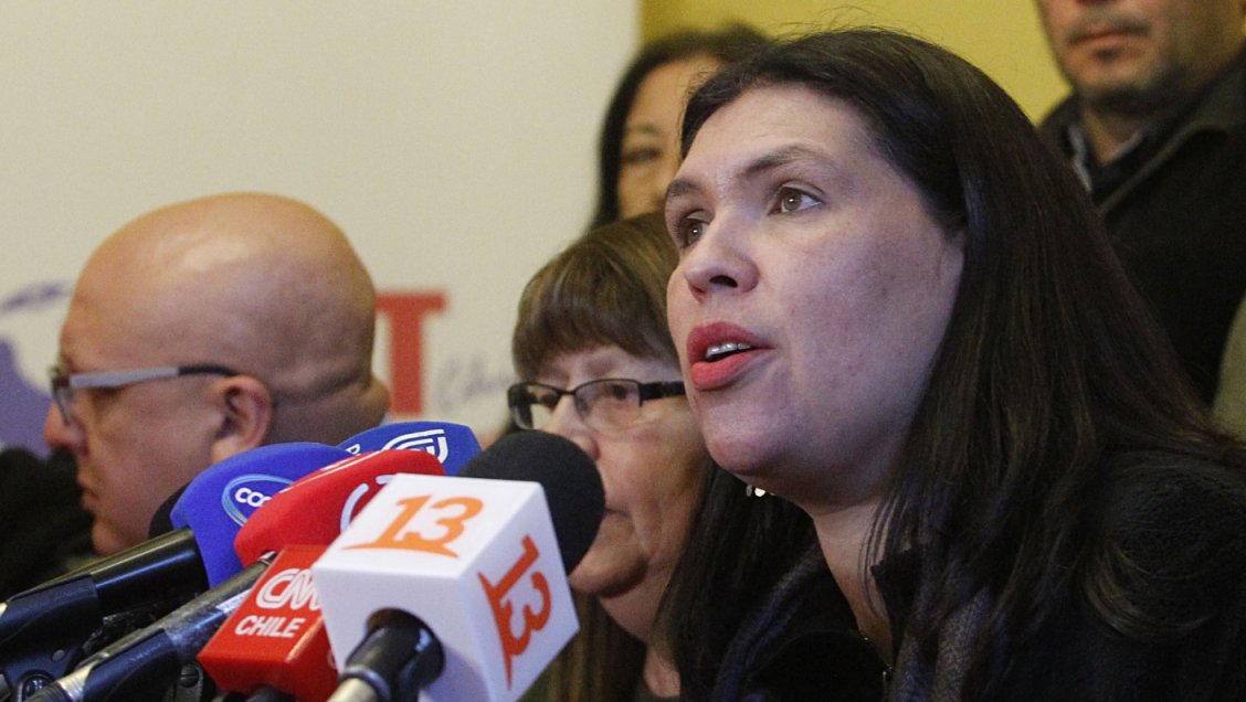 CUT: Pedimos a los parlamentarios no aceptar la trampa del Gobierno