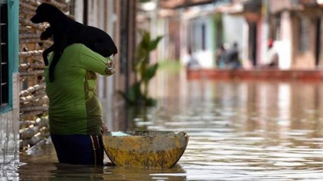 Cierre en carretera colombiana cumplió tercer día y genera millonarias pérdidas