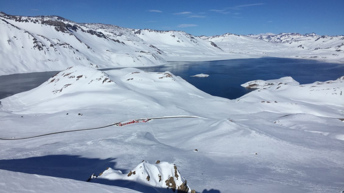 Cordillera de la Región del Maule registra 35% menos de nieve que un año normal