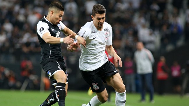 Colo Colo enfrenta a Corinthians por los octavos de final de la Copa Libertadores