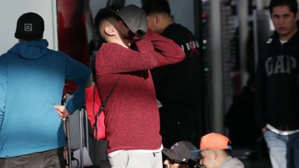 Hinchas de Colo Colo quedaron varados en el Aeropuerto de Santiago al cancelarse vuelo a Brasil