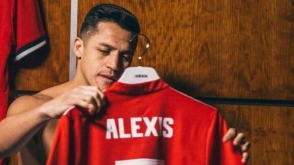   ¿La nueva camiseta de Manchester United es rosada? 