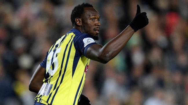 Usain Bolt hizo su debut oficial como futbolista profesional en Australia