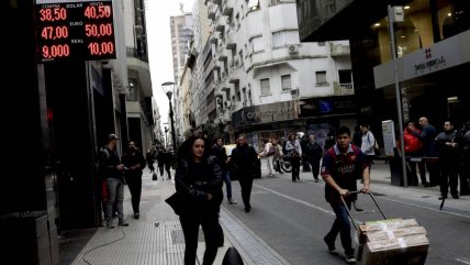 Corresponsal de Cooperativa cuenta cómo se vive el desplome del peso en Argentina