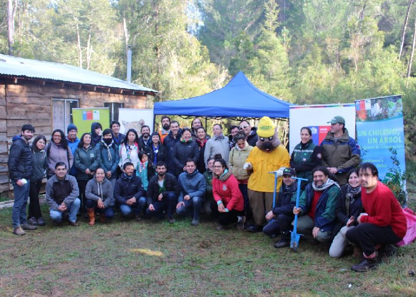 Forestín capacitó a vecinos de Valdivia en prevención de incendios forestales