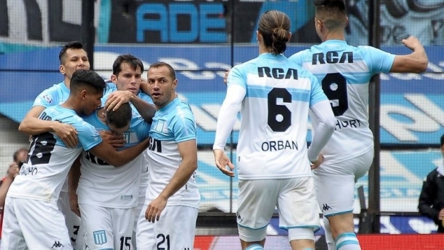 Racing de los chilenos venció a Rosario Central y tomó el liderato en Argentina
