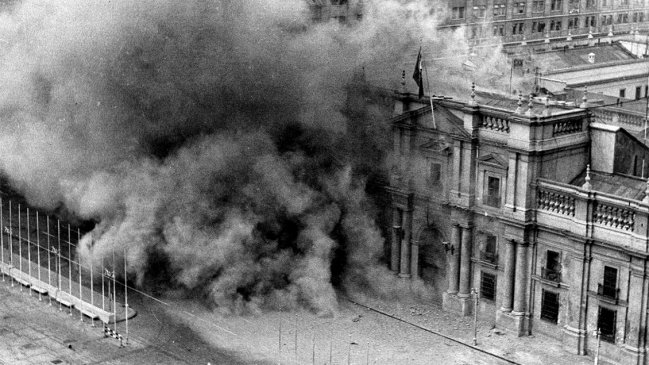 La Moneda evalúa recordar los 45 años del golpe de Estado con 