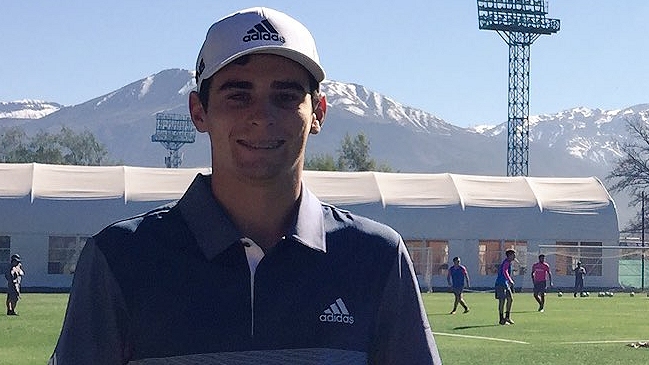 Joaquín Niemann visitó el entrenamiento de Universidad Católica