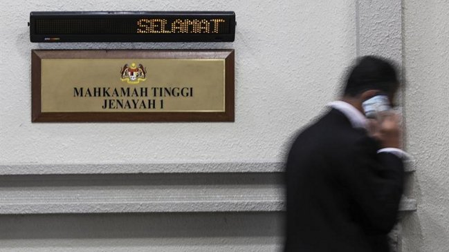 Malasia: Condenan a muerte a estadounidense por matar a su ex esposa