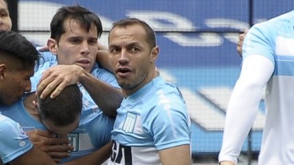   En Argentina se rinden a los pies de Marcelo Díaz: Llegó para pensar y no errar un pase 