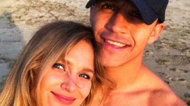 Alexis Sánchez confirmó el fin de su relación con Mayte Rodríguez