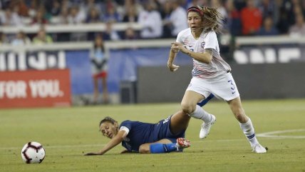 La dura caída que sufrió la Roja femenina ante Estados Unidos