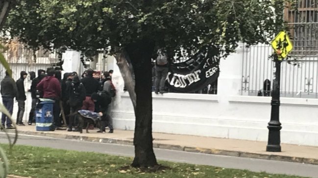Seis estudiantes detenidos tras nuevos incidentes en el Liceo de Aplicación