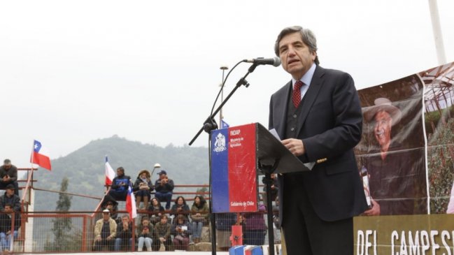 Director nacional de Indap pidió disculpas por 