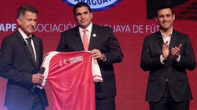  Osorio fue presentado en Paraguay y Villar será director deportivo  