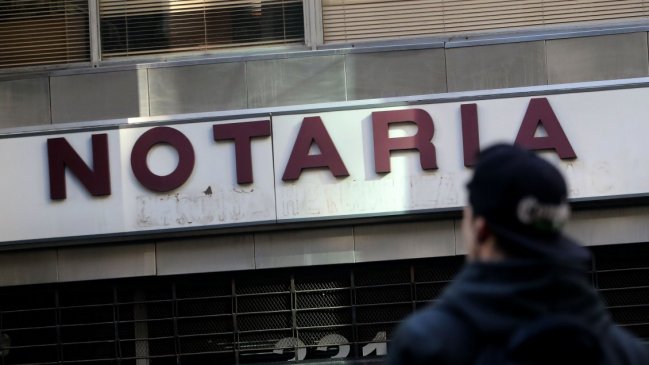 Notarios mantienen su resistencia a la modernización del sistema