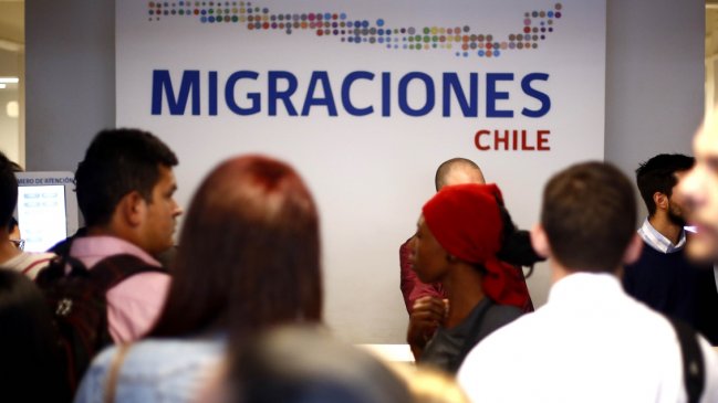 Denuncian que Extranjería rechaza peticiones de asilo mediante entrevistas informales