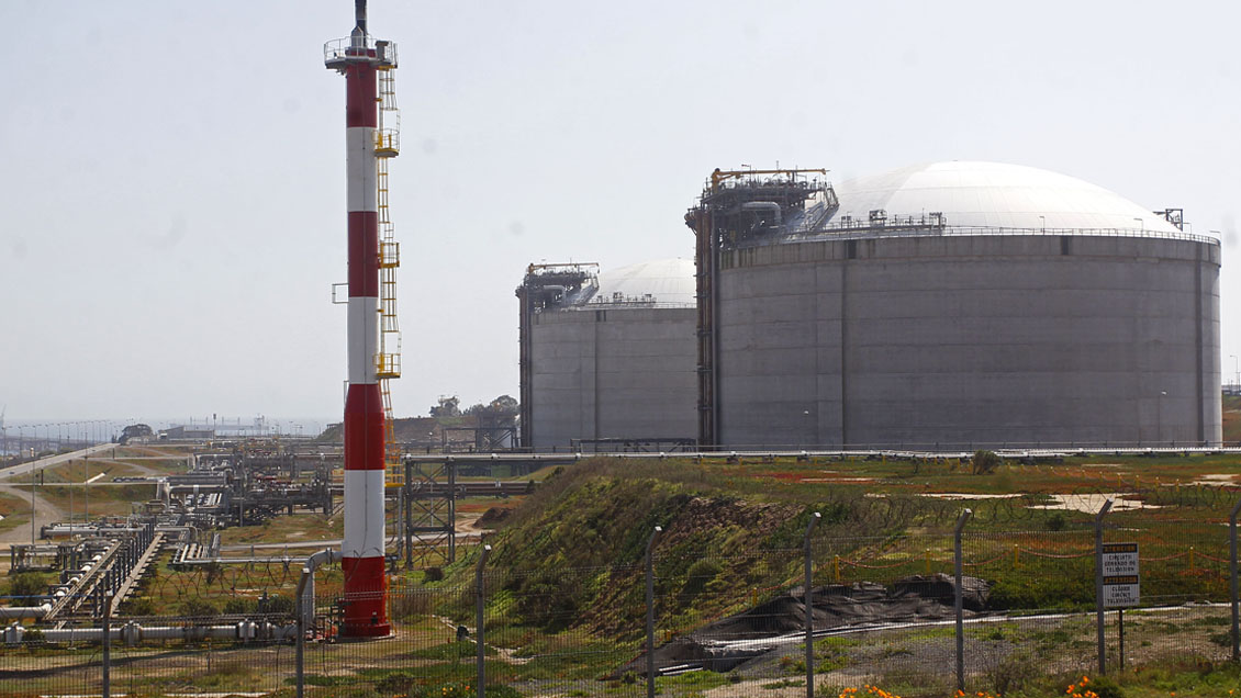 Ministra del Medio Ambiente exhortó a ENAP a reclamar 