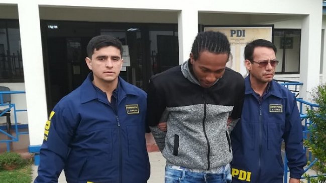 En Ovalle detienen a un hombre por agredir a una persona con un cuchillo en plena vía pública