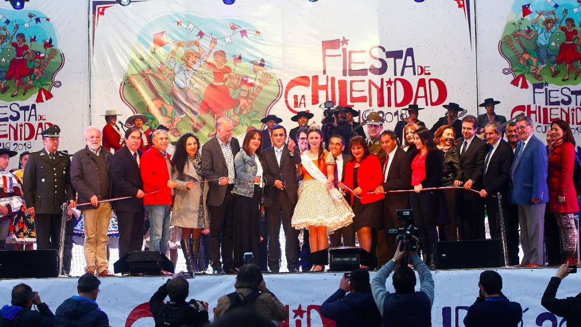 Fiesta de la Chilenidad en Curicó ofrece lo mejor de la gastronomía, folclore y artesanía típica chilena