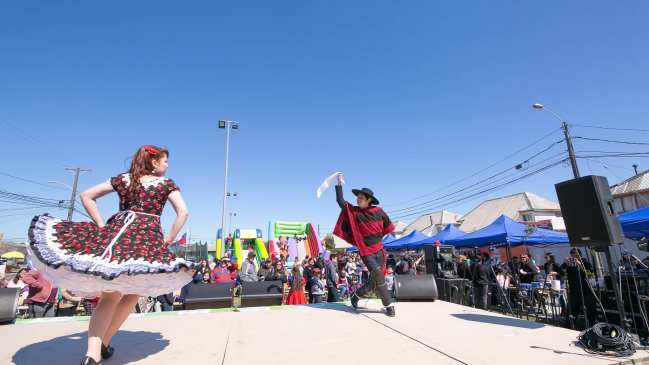 Fiestas Patrias comienzan a celebrarse en diversos barrios de San Pedro de la Paz