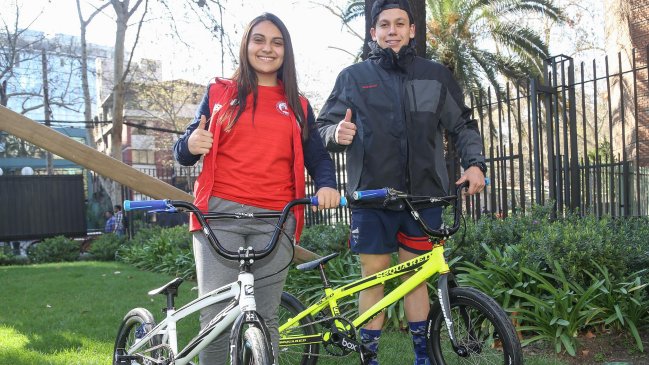 Figuras chilenas del BMX recibieron bicicletas del Mindep para enfrentar exigentes torneos internacionales