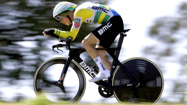 Vuelta a España: Rohan Dennis voló en el crono y Yates reforzó el maillot rojo
