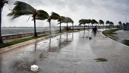   La costa este de EEUU se prepara para la llegada del huracán Florence 