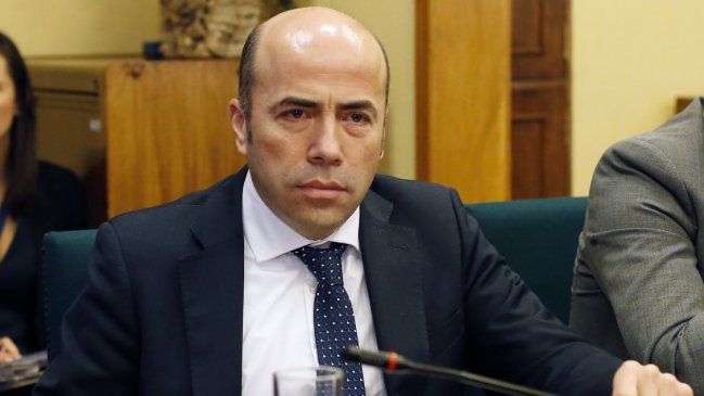 Contralor por fraude en Carabineros: No puedo descartar ni afirmar si hubo una red de protección