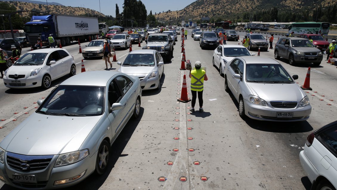 MOP llama a salir de Santiago este viernes antes de las dos de la tarde para evitar tacos