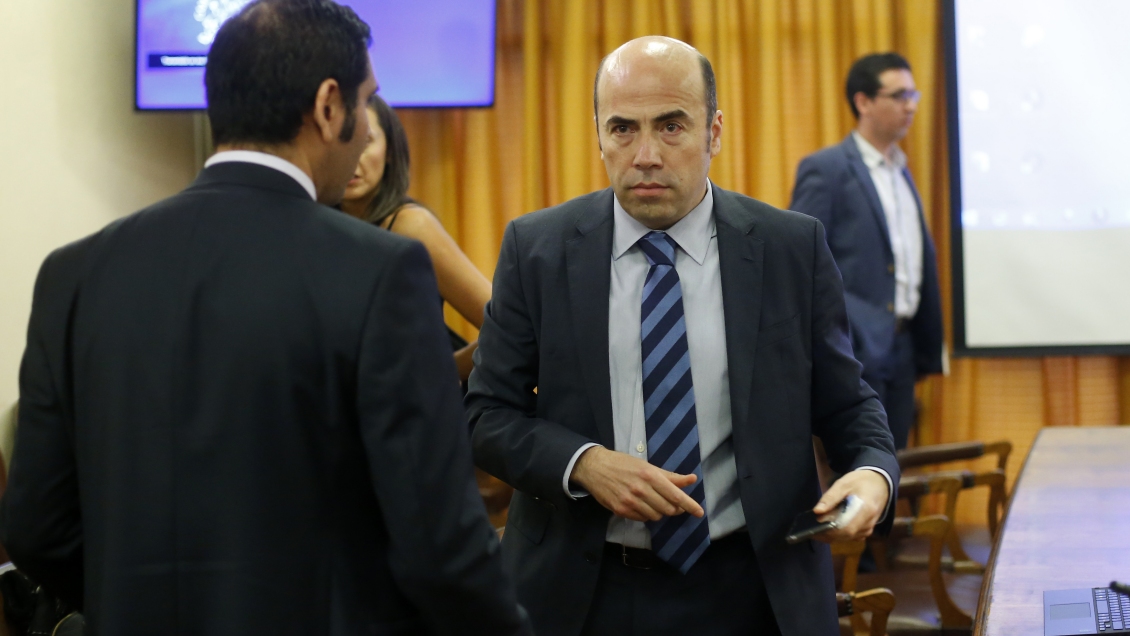 Contralor Bermúdez detalló irregularidades en adquisiciones del Ejército