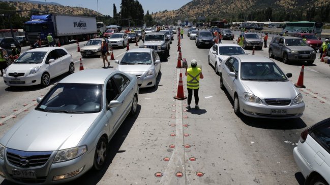 MOP llama a salir de Santiago este viernes antes de las dos de la tarde para evitar tacos
