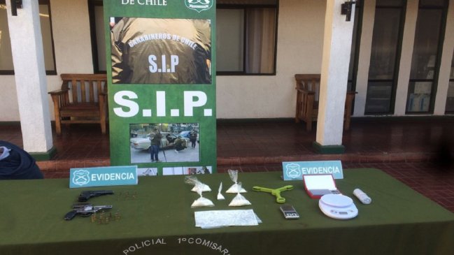 Rancagua: Detienen a sujeto que manipulaba un arma de fuego en plena vía pública