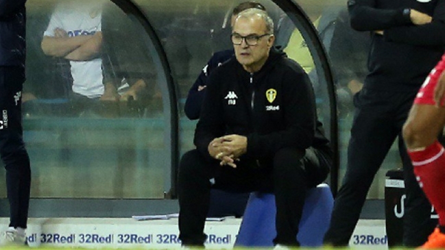 Primer revés para Bielsa: Se lesionó el fichaje estrella de Leeds y los hinchas le echan la culpa