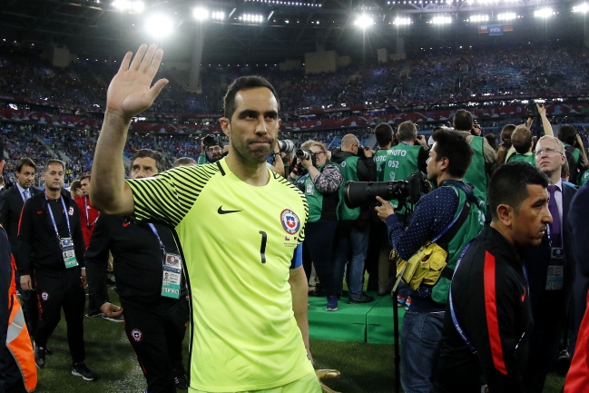 Claudio Bravo y su lesión: Más me dolió no poder clasificar al Mundial