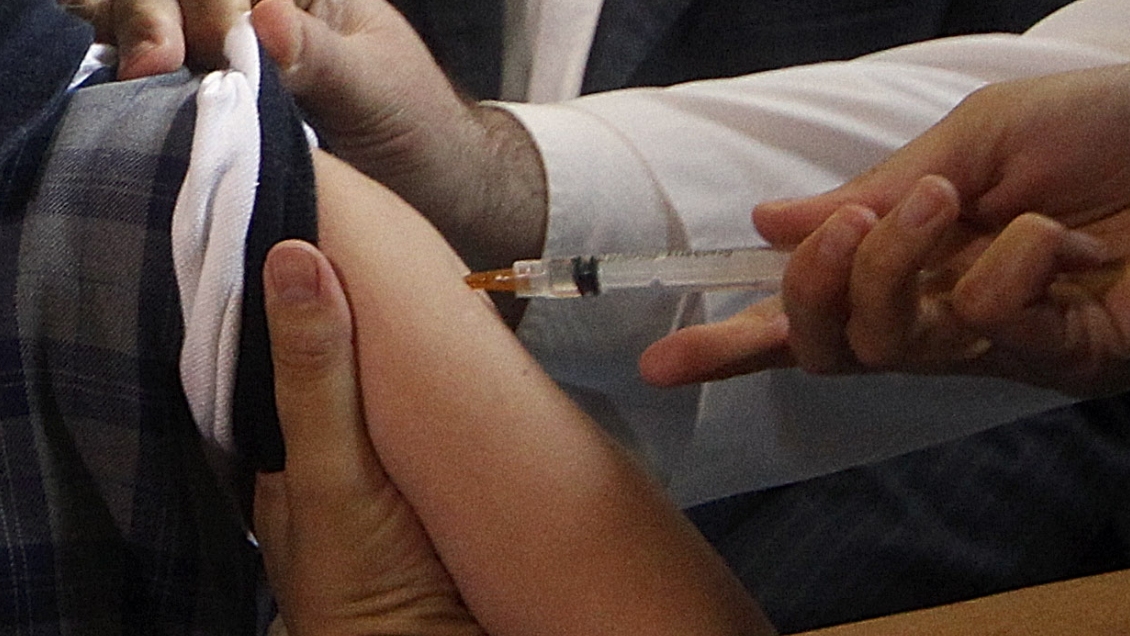 Chilenos podrán viajar a Perú sin vacunarse contra el sarampión