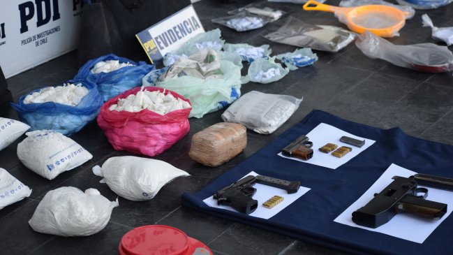 Arica: 12 detenidos en operativo para desbaratar red de venta de drogas en colegios