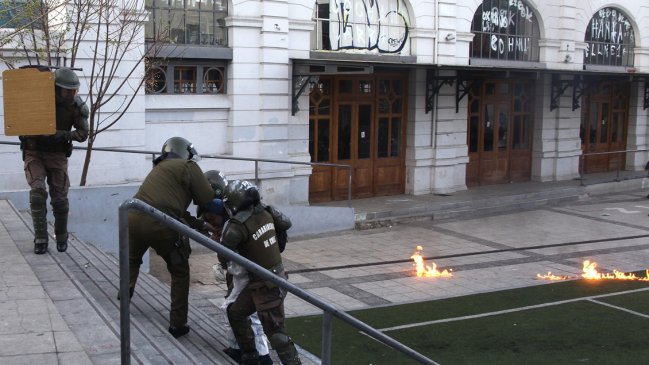 Formalizaron a los dos detenidos por incidentes en Liceo de Aplicación