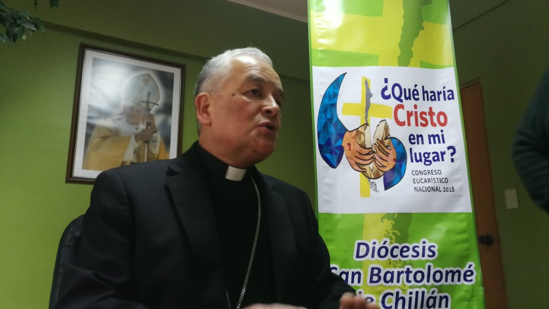 Obispo Carlos Pellegrin se restó de Te Deum en Chillán