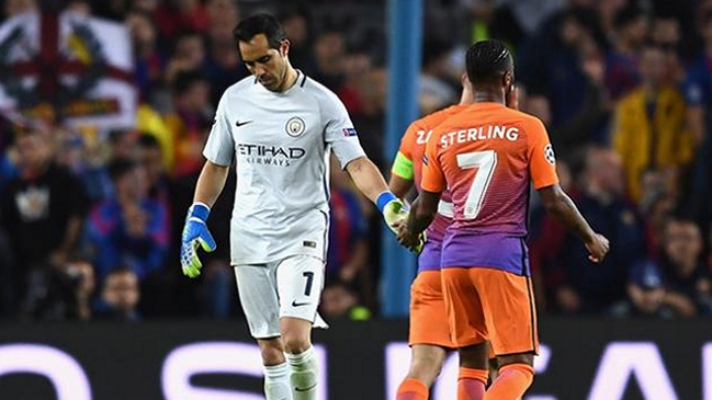 Compañero de Claudio Bravo quiere millonario aumento para seguir en Manchester City