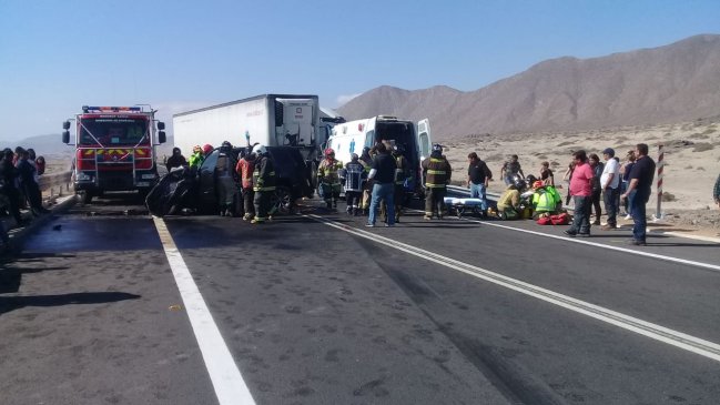Chañaral: Colisión dejó 10 lesionados en la Ruta 5 Norte