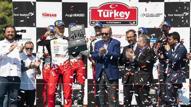  Tanak ganó el Rally de Turquía y escaló en la general del Mundial  