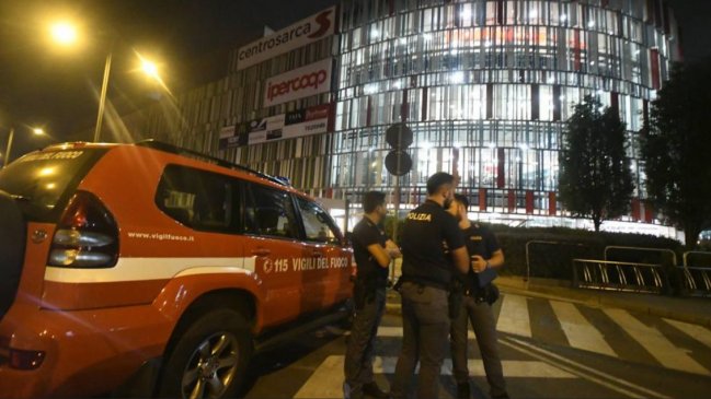 Todo por una selfie: Niño de 15 años murió al caer a un conducto de aire para tomarse una foto