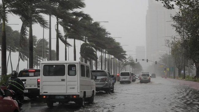 Al menos 59 fallecidos y 16 desparecidos tras el paso del tifón Mangkhut por Filipinas