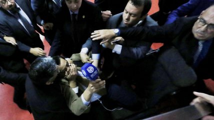  Guardias del obispo Durán agredieron a la prensa tras el Te Deum 