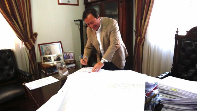 Municipio firmó planos para la restauración del Mercado Central de Talca