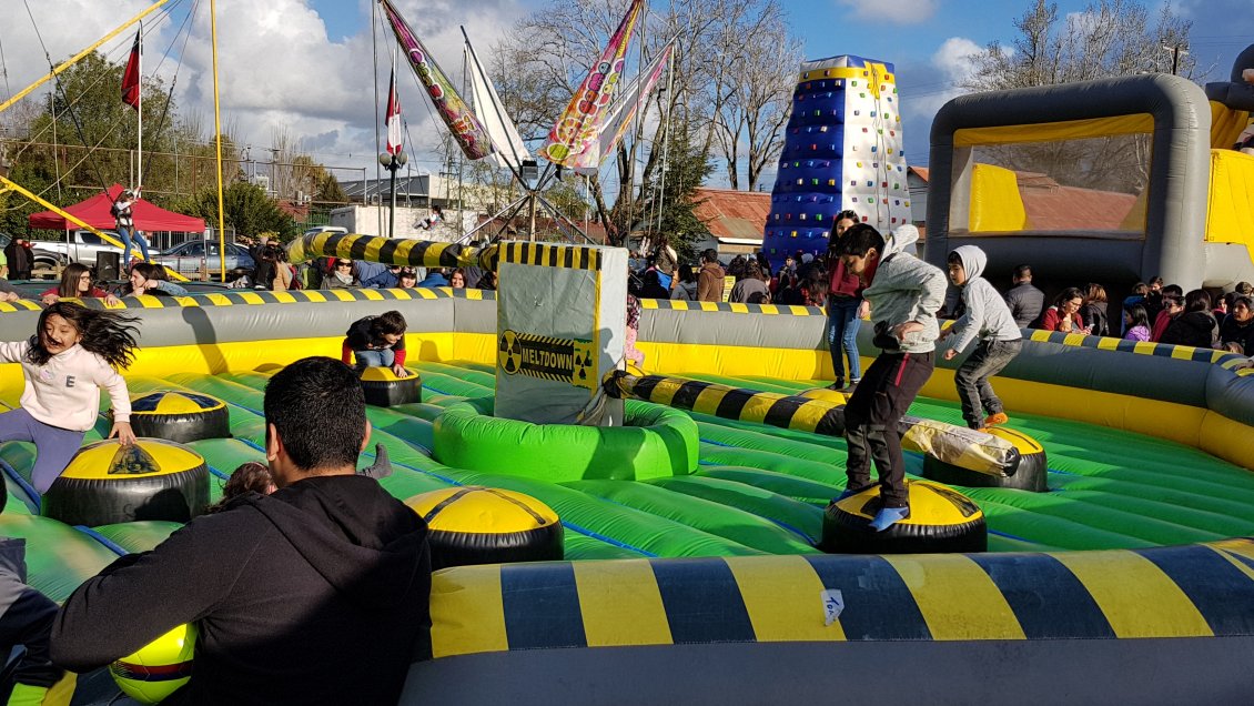 Valdivia: Fiesta de las Tradiciones del Parque Saval ha reunido a miles de personas.