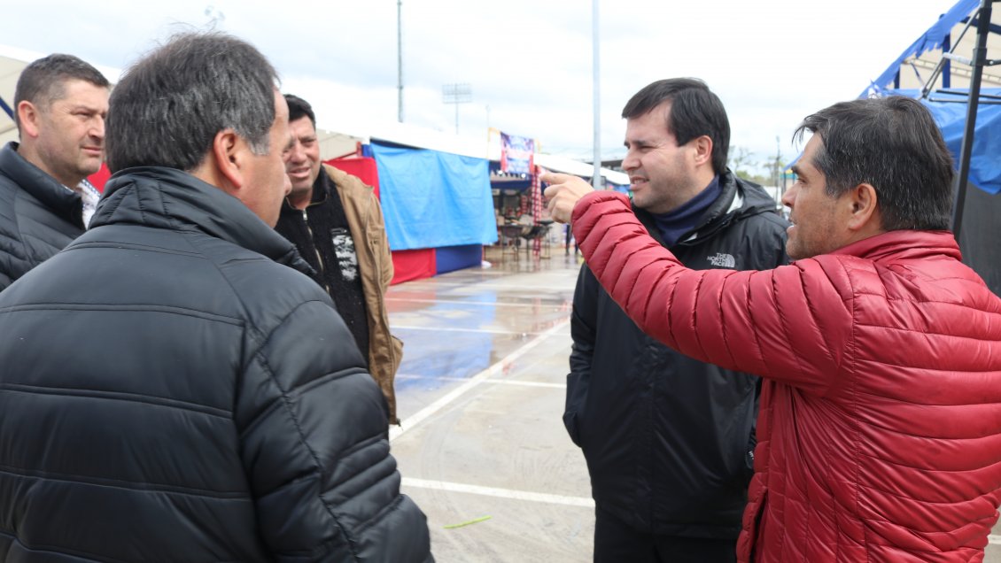 Fondas y ramadas en Curicó y Talca: Evalúan extender celebraciones hasta el sábado
